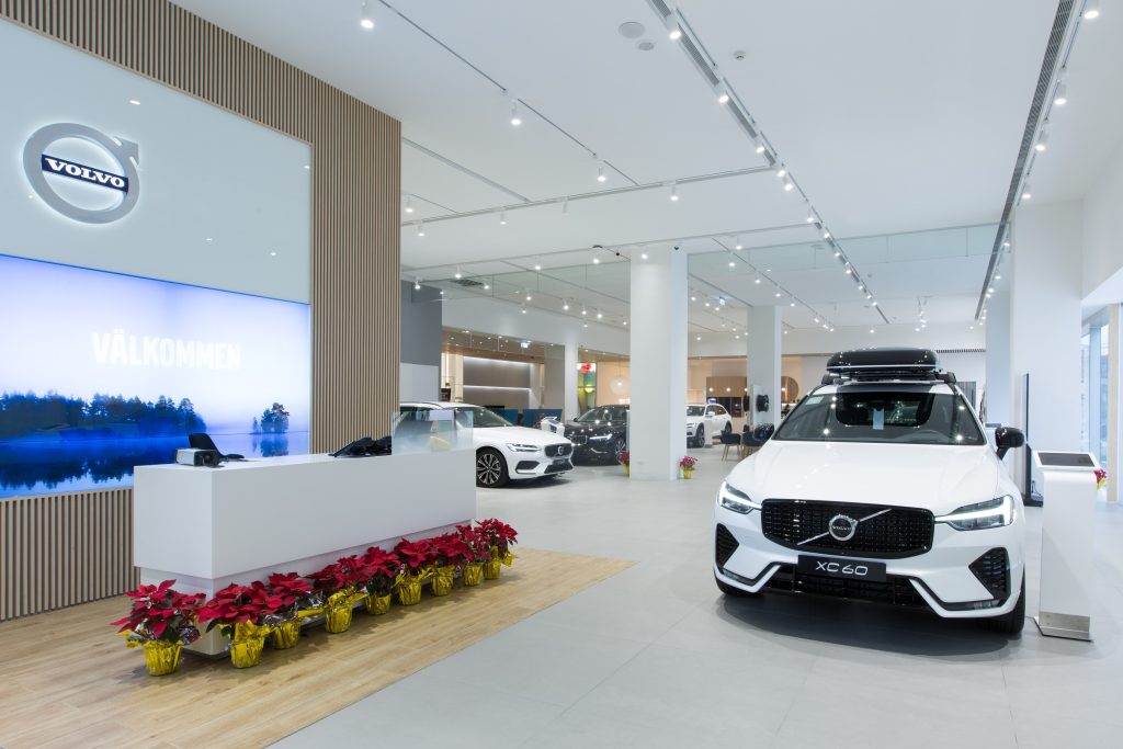 VOLVO 凱桃汽車｜中壢展示暨服務中心商業空間攝影作品